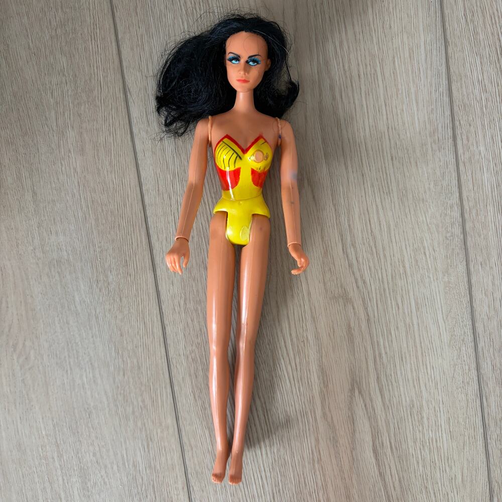 1975 Vintage MEGO Wonder Woman Lynda Carter Action Figure Doll